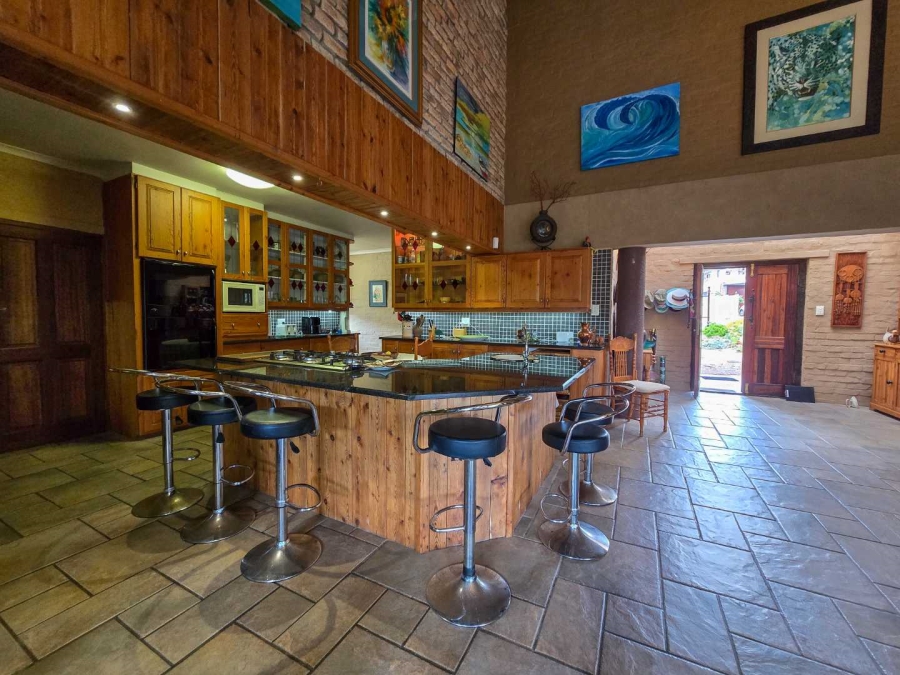 3 Bedroom Property for Sale in Stilbaai Wes Western Cape